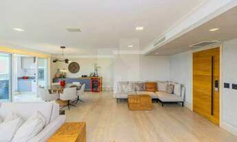 Imagem 5: Excelente e lindo Apartamento de 200m², Sala Ampla com ar-condicionado e cortinas elétrica