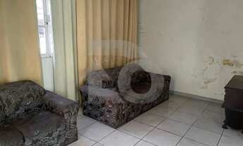 Imagem 2: Casa de 448m² no Bairro Santo Antônio com 5 Quartos, sendo 1 Suíte