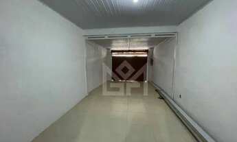 Imagem 3: Casa de Alto Padrão à Venda: 4 Quartos, Piscina e 220m² de Área Construída no Bairro Bom P