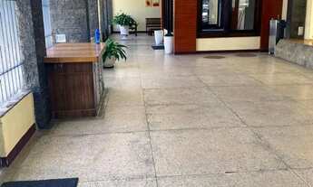 Imagem 6: Vende-se Apartamento em Prédio Tradicional em Localização Privilegiada