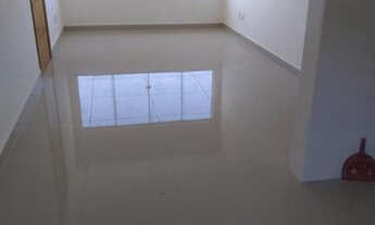 Imagem 4: Área privativa, apto. . 2 qtos, sala, coz., banho, 1 vaga livre, primeiro andar