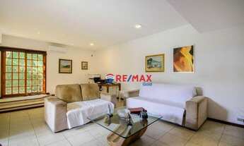 Imagem 5: Excelente Casa, 02 Suítes, 02 Vagas, Jardim Amplo, muito verde, Piscina, Churrasqueira e O