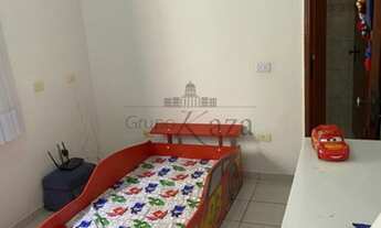 Imagem 5: Casa - Cidade Jardim - Jacareí - 3 Dormitórios sendo uma suíte - 221,76m²