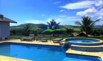 Imagem 4: Casa de condomínio térrea para venda tem 300 metros quadrados com 4 quartos