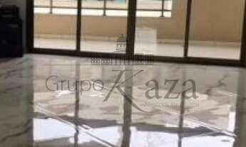 Imagem 2: Apartamento para aluguel e venda possui 220 metros quadrados com 4 quartos