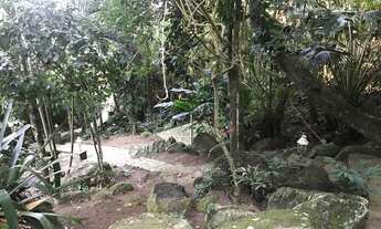 Imagem 6: Casa de condomínio sobrado para venda tem 350 metros quadrados com 5 quartos