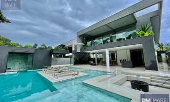 Imagem 3: Casa para venda possui 640 metros quadrados com 6 quartos em Riviera - Bertioga - SP