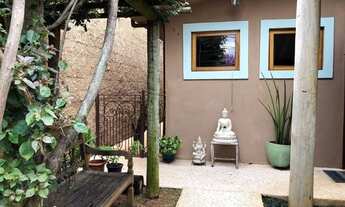 Imagem 2: Casa rústica, contemporânea e integrada na Granja Viana