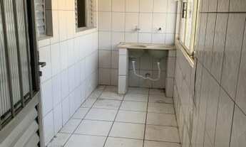 Imagem 3: Excelente apartamento (sobreloja) para locação com 2 quartos, próximo ao shopping Praça da