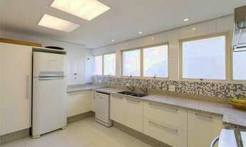 Imagem 6: Apartamento para aluguel e venda com 354 metros quadrados com 4 quartos