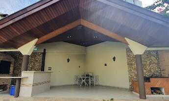 Imagem 7: Linda casa em condomínio fechado na zona nobre central