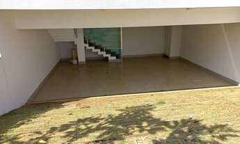 Imagem 2: Casa para aluguel tem 350m² com 4 quartos em Gávea - Uberlândia - MG