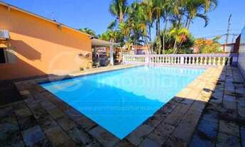 Imagem 3: CASA com piscina e 3 quartos em Itanhaém, no bairro Balneário Auri Verde