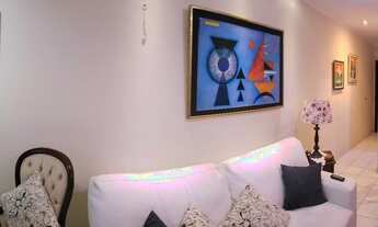 Imagem 2: Apartamento para venda possui 45 metros quadrados com 1 quarto em Enseada - Guarujá - SP