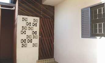 Imagem 6: Terreno com 550 m2 com 6 casas para investidores