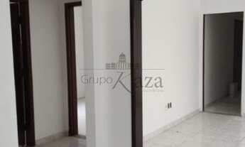 Imagem 3: Casa Comercial - Centro - 6 Dormitórios - 145m