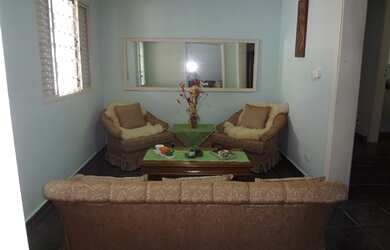 Imagem 5: Casa para venda tem 340 metros quadrados com 4 suítes - Águas de São Pedro - SP