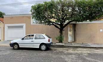 Imagem 2: Casa para Venda em Araçatuba, Vila Industrial, 2 dormitórios, 1 suíte, 2 banheiros, 2 vaga