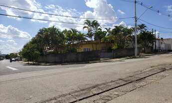 Imagem: Três Casas independentes para venda