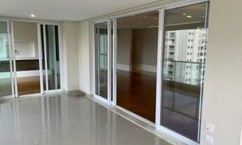 Imagem 4: Apartamento Tambore para aluguel possui 322 metros quadrados com 4 quartos