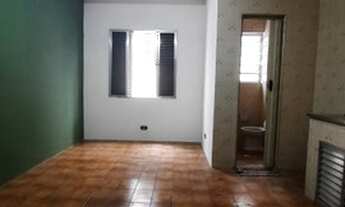 Imagem 2: Ótimo Quarto e Sala SV próximo ao mar e Shopping Brisamar com garagem demarcada, vazio