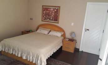 Imagem 7: Casa de condomínio para venda tem 500 metros quadrados com 4 quartos