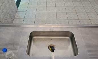 Imagem 2: Casa térrea p/ aluguel com 2 quartos, sala Cz, e 2 vagas de garagem em Atibaia - SP