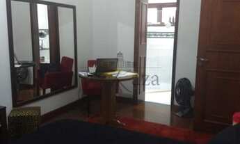 Imagem 7: Casa de condomínio para venda tem 160 metros quadrados com 3 quartos