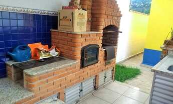 Imagem 5: Casa para venda possui 250 metros quadrados com 3 quartos em Vila Edmundo - Taubaté - SP