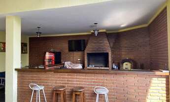 Imagem 2: Sobrado para venda possui 300 metros quadrados com 3 quartos em Vila Galvão - Guarulhos