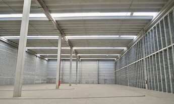 Imagem 5: Casa de condomínio para venda possui 550 metros quadrados com 5 quartos