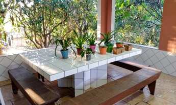 Imagem 6: Chácara para venda possui 500 metros quadrados com 4 quartos