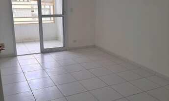 Imagem 2: Apartamento de 2 dormitórios sendo uma suíte, com sacada e equipado. Muito próximo do cent