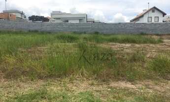 Imagem 2: Casa de condomínio para venda possui 453 metros quadrados em Urbanova - São José dos Campo