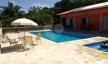 Imagem: Belíssima chácara à venda no Bairro do