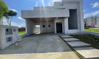 Imagem: Casa Térrea c/ Mezanino em Cond. Fechado