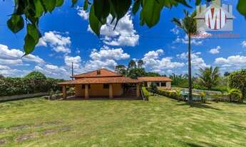 Imagem 2: Chácara maravilhosa, arborizada, 3 dormitórios, piscina, área gourmet, água encanada, inte