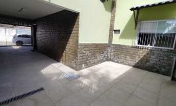 Imagem 2: Linda casa 4 quartos, sendo 2 suíte, quintal com área gourmet, condomínio fechado. Em Nova