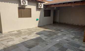 Imagem 5: Casa para venda tem 170 metros quadrados com 3 quartos