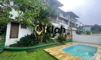 Imagem: Casa centro, altíssimo nível, em condomínio