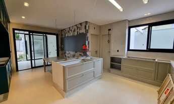 Imagem 5: Mansão duplex com 4 suítes espetacular com elevador no Itapuranga 3 Piscina ampla com casc