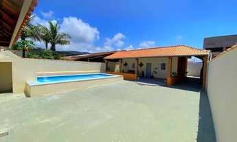 Imagem: CASA COM PISCINA EM ITANHAEM-SP