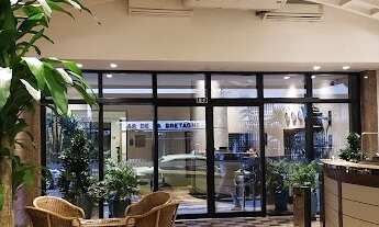 Imagem 3: Todo reformado, mobiliado e equipado - Infra no prédio, piscina na cobertura, vistão mar e