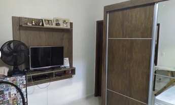 Imagem 5: Casa com armários planejados, com 3 quartos, 1 suíte com ótima localização