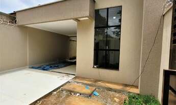 Imagem: Casa no setor Parque das Flores, com terreno