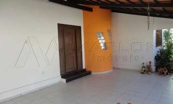 Imagem 2: Casa em Nova Parnamirim, 4 quartos, sendo 2 suítes, quintal, lado da sombra, 300m²