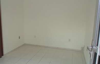 Imagem 3: Casa para aluguel possui 40 metros quadrados com 1 quarto em Padre Miguel - Rio de Janeiro