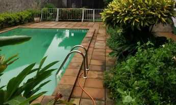 Imagem 2: Oportunidade Casa no Centro c/ 4qts, send 1 suíte, 2brs, 2vgs, amrs plnjds, piscn, churrqr