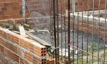 Imagem 2: Terreno na vargas 8x12 com telhas junto não é invasão