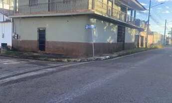 Imagem: Prédio construído no lote de 9x30 e de